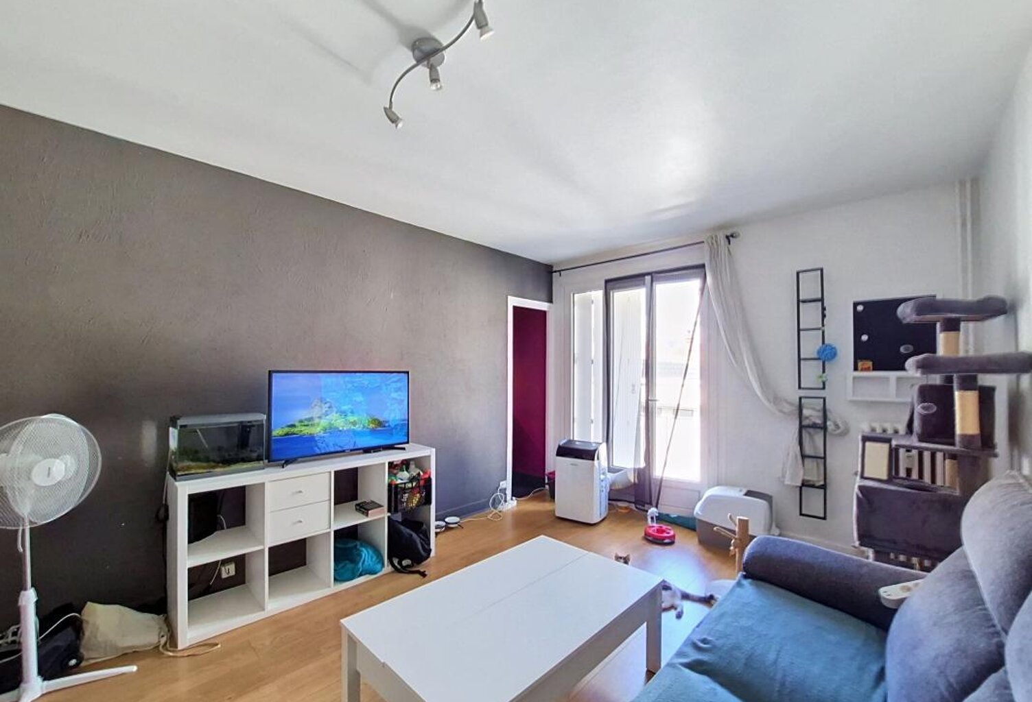 Appartement À Louer — photo 1