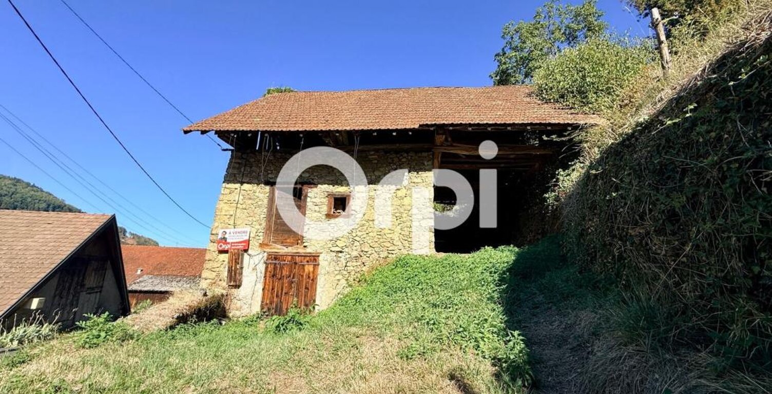 SAINTE-AGNÈS (38190) – GRANGE À RÉNOVER SUR TERRAIN DE 1 180 m² — photo 1