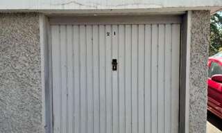 Garage   m² à louer à Caluire-et-Cuire (69300)
