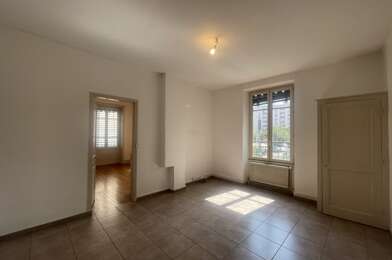 Appartement 3 pièces 847 €