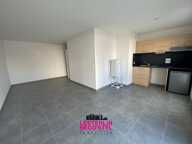 T1 — photo 2