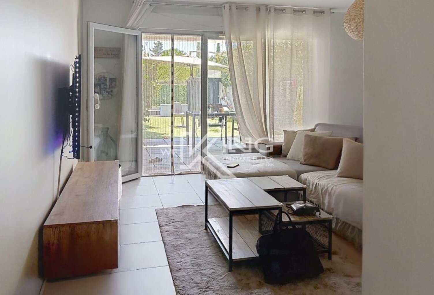 FREJUS - Appartement T3, 68 m2, avec piscine et garage double — photo 1