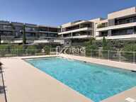 FREJUS - Appartement T3, 68 m2, avec piscine et garage double — photo 2