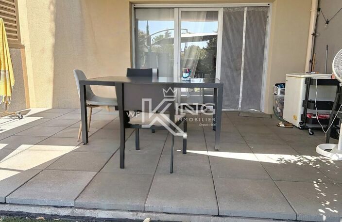 FREJUS - Appartement T3, 68 m2, avec piscine et garage double — photo 4