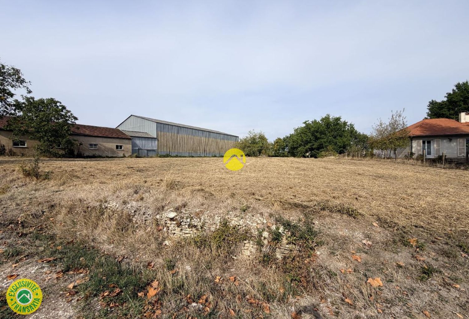 Terrain constructible 4190 m² — photo 1