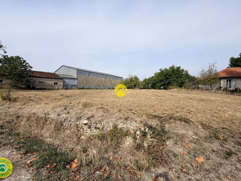 Terrain constructible 4190 m² — photo 1