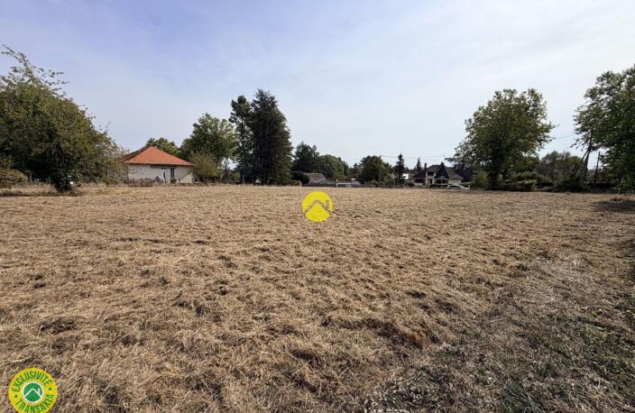 Terrain constructible 4190 m² — photo 3