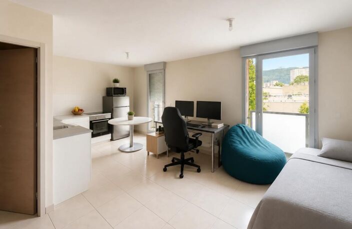 À VENDRE – STUDIO AU DERNIER ÉTAGE – GRENOBLE CENTRE — photo 2