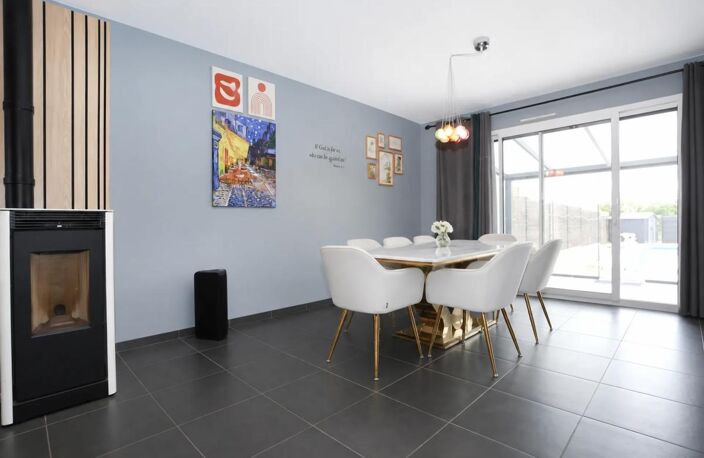 Maison de 6 pièces de 112 m² situé à Cintré — photo 2