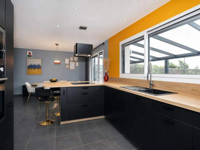 Maison de 6 pièces de 112 m² situé à Cintré — photo du bien