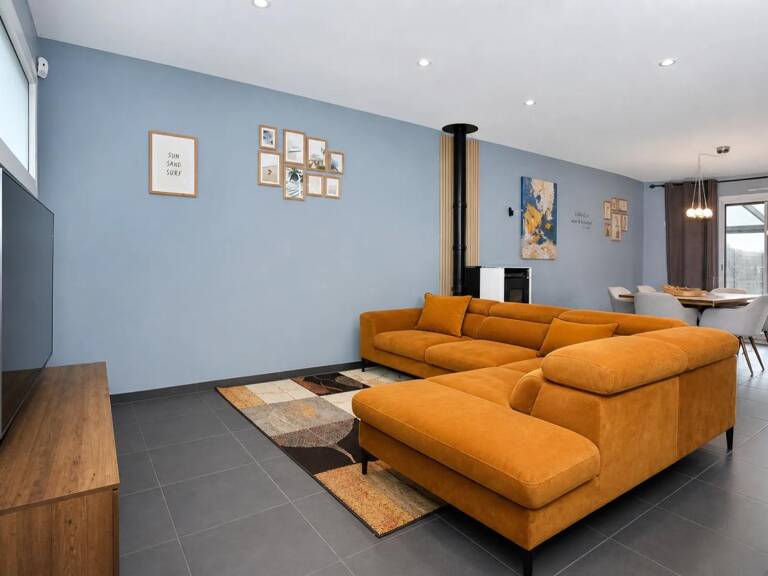 Maison de 6 pièces de 112 m² situé à Cintré — photo 1