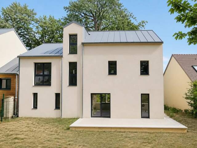 Maison neuve de 2025 avec 5 chambres, terrasse et vue dégagée — photo du bien