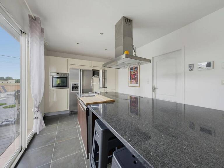 Maison de caractère 124 m²  cadre de vie privilégié à Teuillac — photo 1