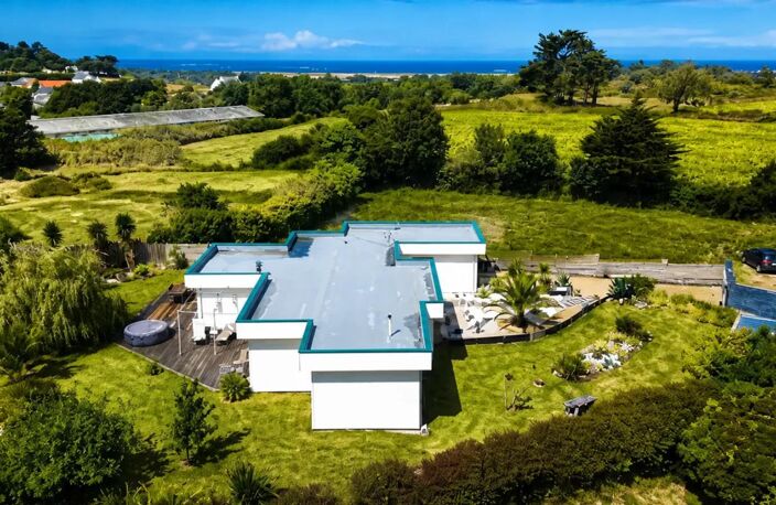 Maison de 7 pièces de 168 m² à Plounévez-Lochrist proche plage — photo 2