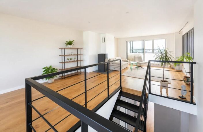 Duplex 5 pièces 123 m2 avec Terrasse couverte de 28 m2 proch RER — photo 5