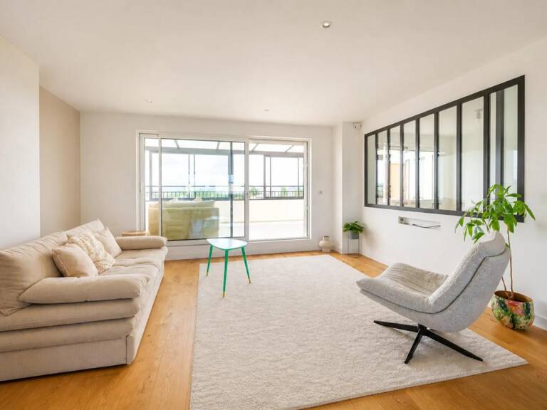 Duplex 5 pièces 123 m2 avec Terrasse couverte de 28 m2 proch RER — photo 1