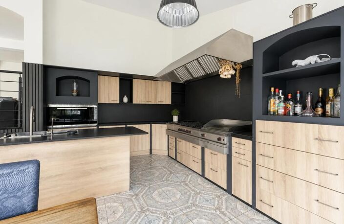 Maison de 10 pièces de 285 m² à Ventabren — photo 5