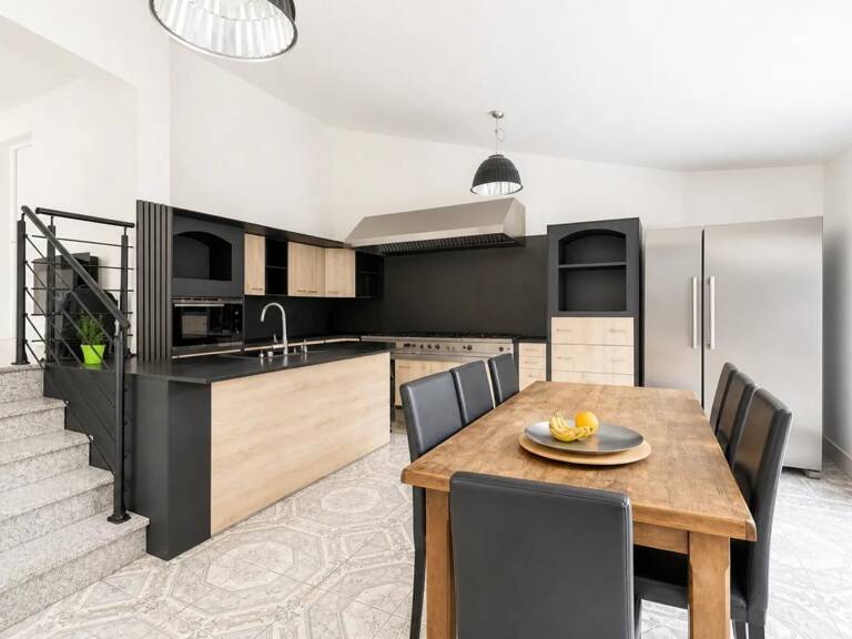 Maison de 10 pièces de 285 m² à Ventabren — photo 1