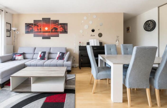 Appartement 4 pièces de 82 m² à Clamart avec Balcon et Parking — photo 3