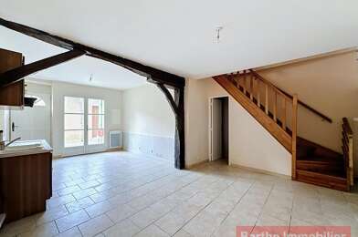 Maison 5 pièces 710 €