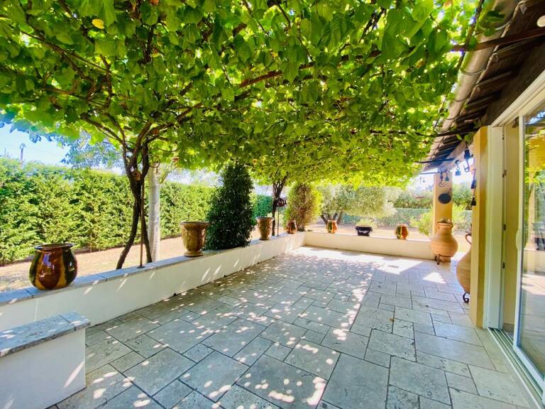 Beau potentiel pour cette villa cossue en campagne et sans vis-à-vis ! — photo 1