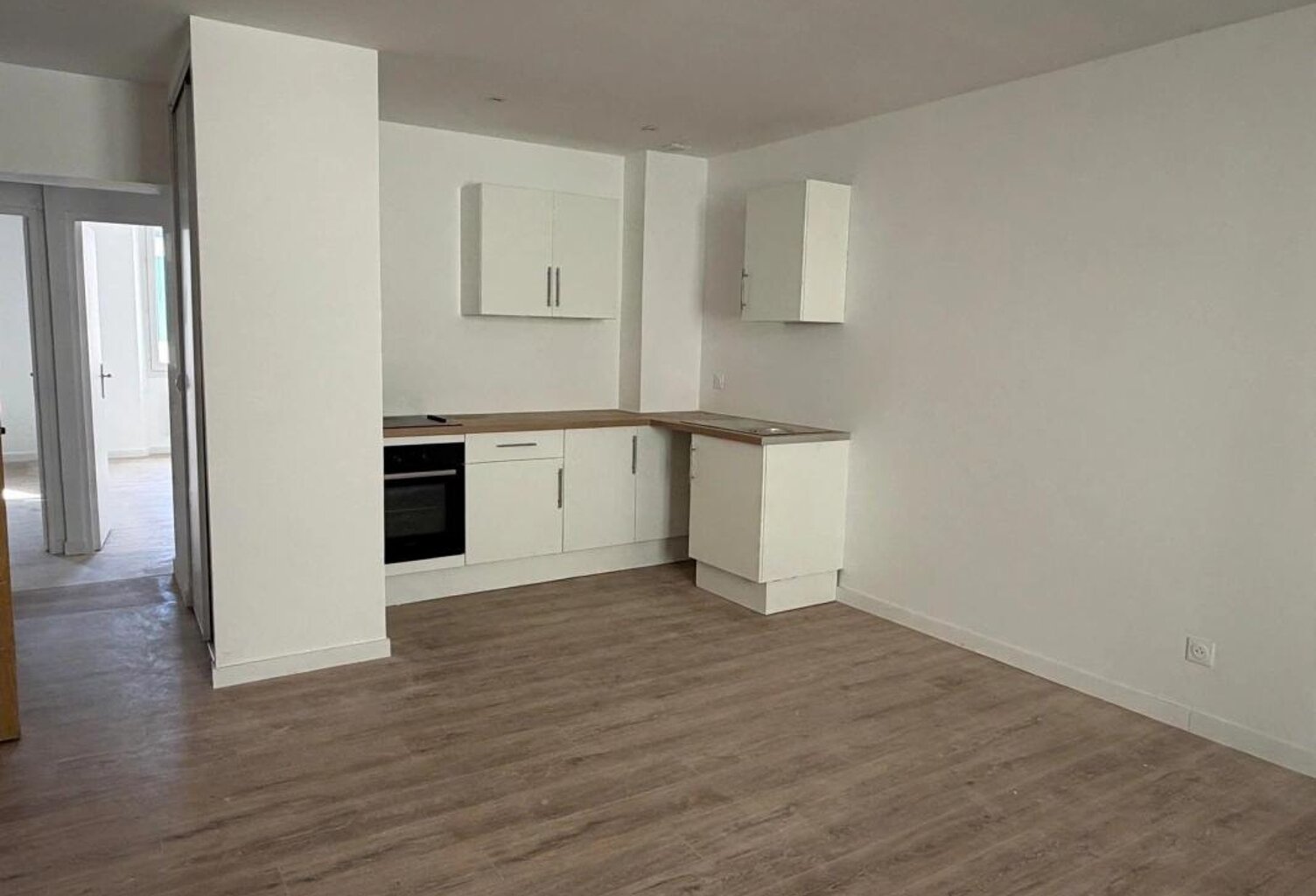Appartement À Vendre — photo 1