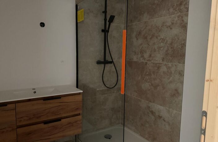 Appartement À Vendre — photo 2