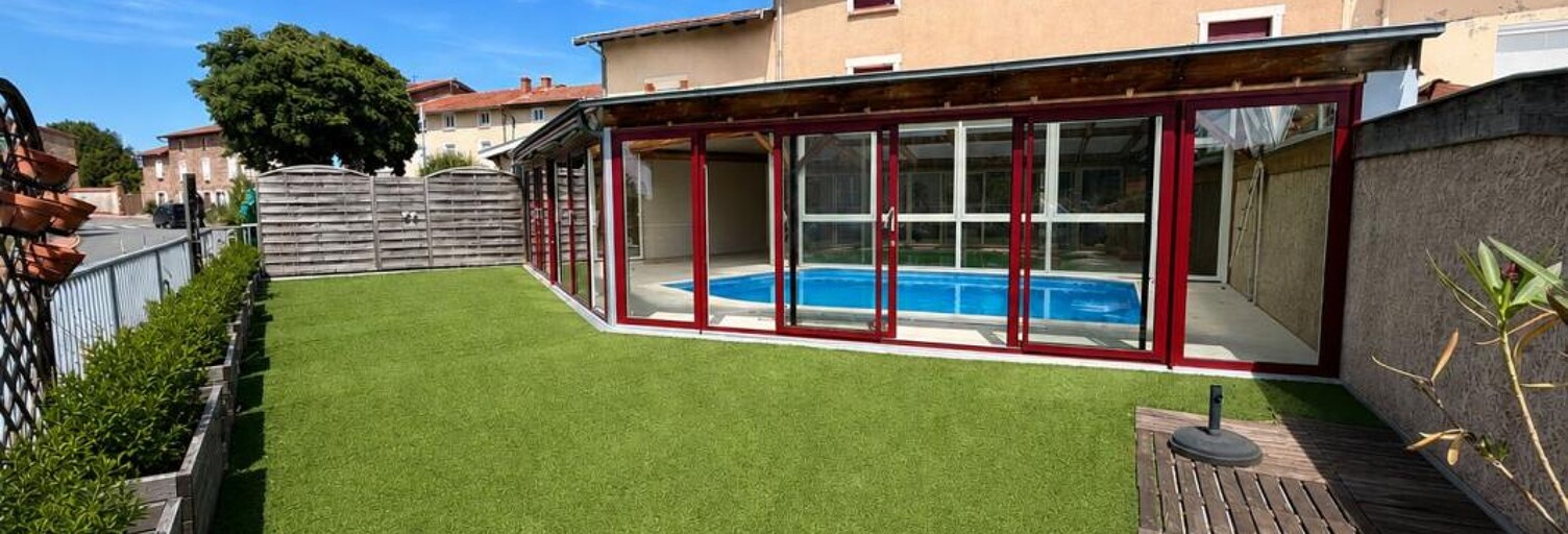 Maison 7 Pièces 166 m² à vendre à Saint-Laurent-de-Chamousset (69930)