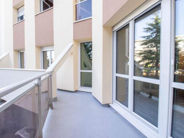 Appartement T3 de 72 m² avec balcon - cellier et garage en option – Vandoeuvre — photo du bien