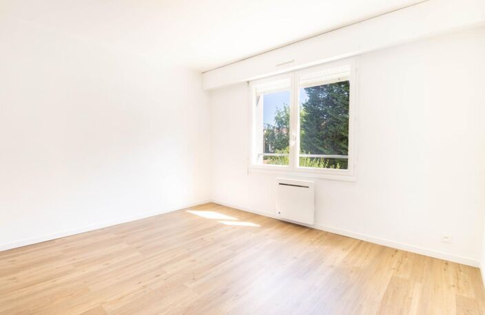 Appartement T2 rénové de 41 m² avec balcon, cave et parking en option – Nancy — photo 4
