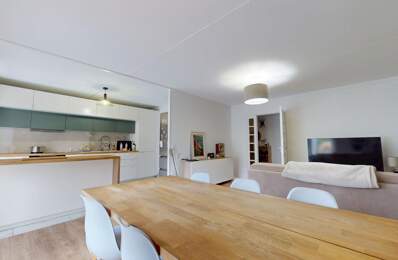 Appartement À Vendre — photo du bien