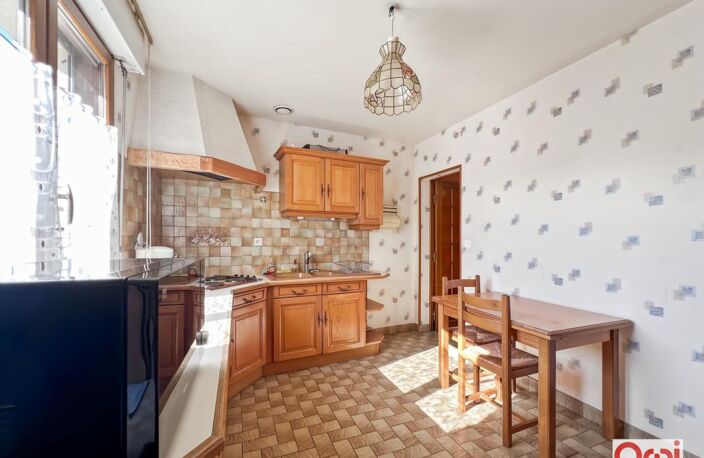 Maison familiale avec grenier aménageable, terrain constructible et annexe Airbnb – Ville-Dommange — photo 5