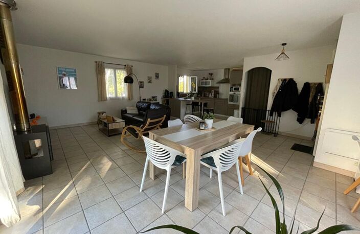Maison Semussac 4 pièce(s) 98 m2 — photo 3