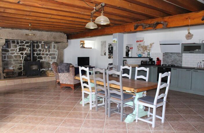 Exclusivité ferme en pierre , lauze Maison Grandrieu 4 pièce(s) 130 m2 — photo 2