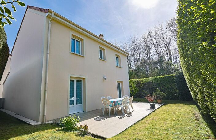 Maison Brie Comte Robert 6 pièce(s) 111 m2 — photo 2