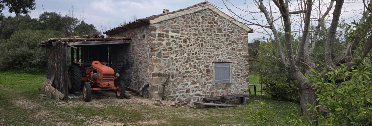 Terrain  4392 m² à vendre à Le Muy (83490)