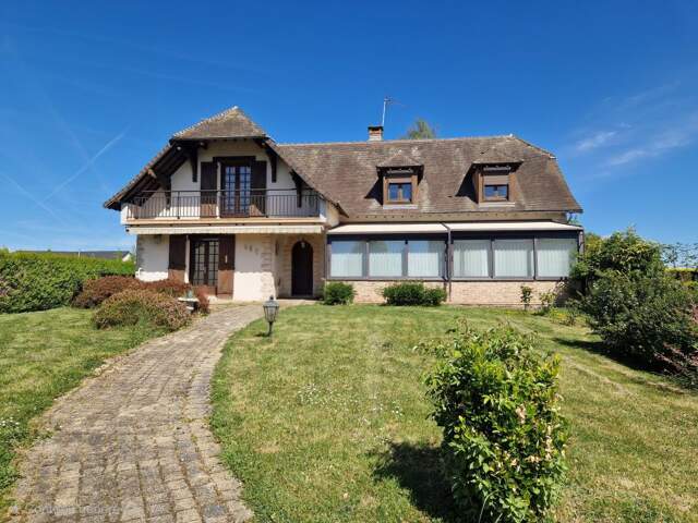 Maison À Vendre — photo du bien
