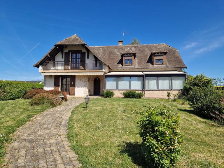 Maison À Vendre — photo 1