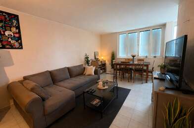 Appartement 4 pièces 1018 €