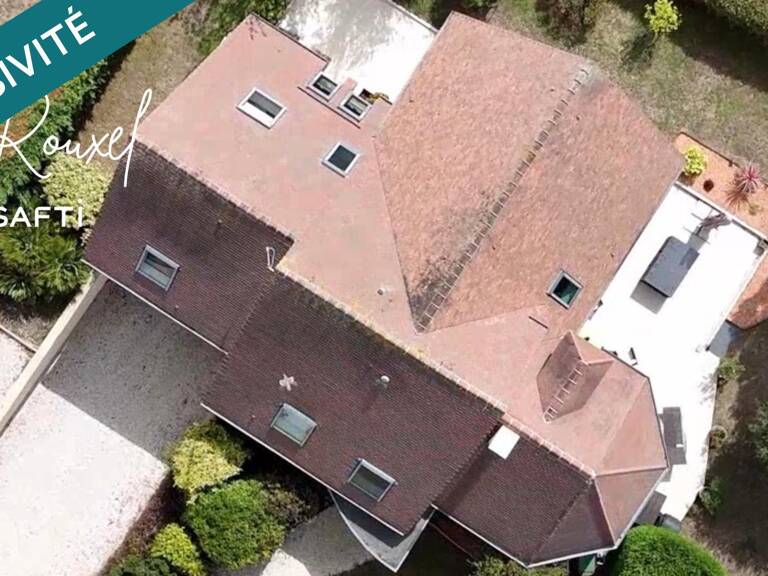 Maison 275 m², 6 chambres, 3 sdb, terrain 1002 m² — photo 1