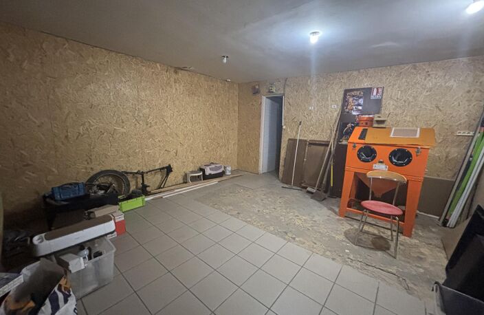 Vente immeuble  332 m² Sainte-Colombe-la-Commanderie (27110) — photo 2