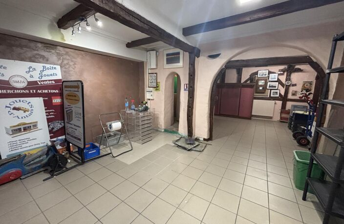 Vente immeuble  332 m² Sainte-Colombe-la-Commanderie (27110) — photo 4