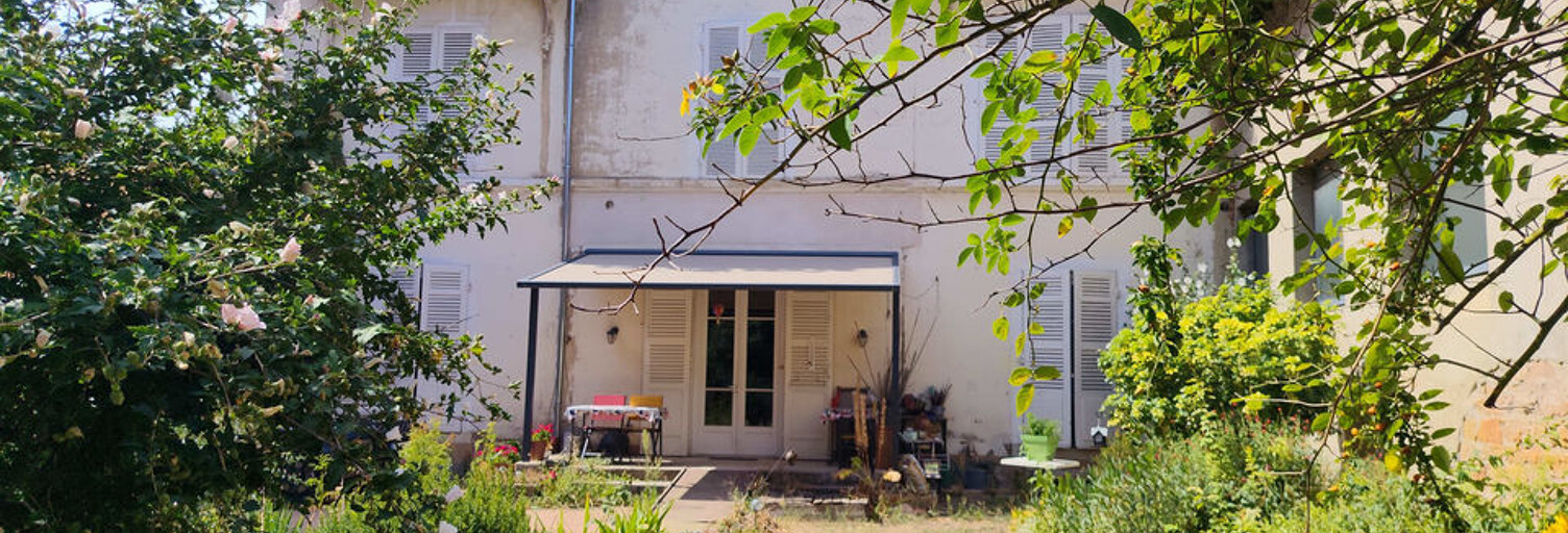 Appartement 8 Pièces 217 m² à vendre à Mâcon (71000)