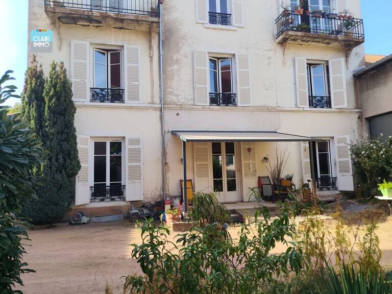 A MACON EN BOURGOGNE APPARTEMENT 8 PIECES DE 217 M² AVEC — photo 1