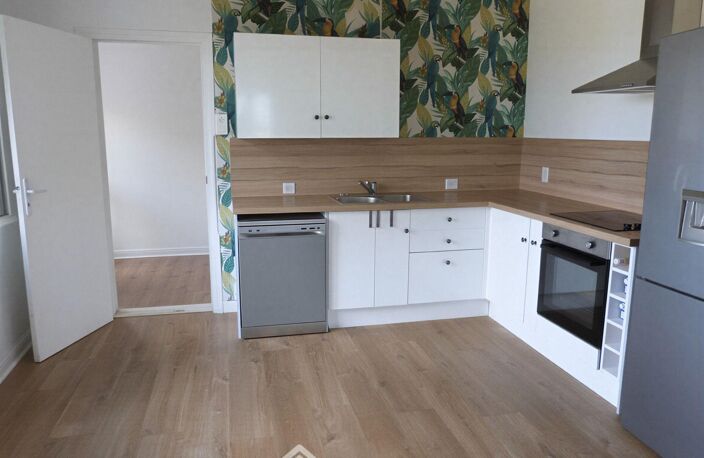 Maison - 84m² - Quincampoix — photo 3