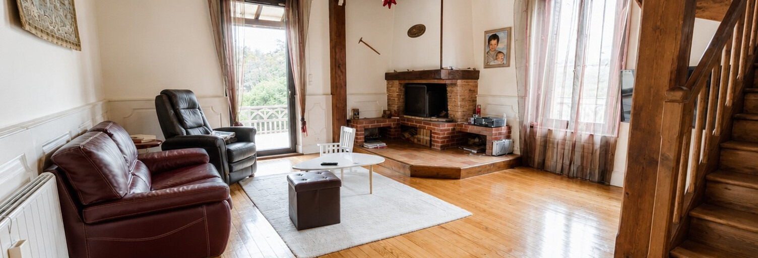 Maison 10 Pièces 323 m² à vendre à Priay (01160)