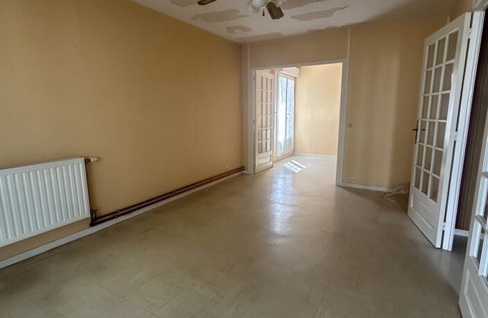 Vente Maison/villa 5 pièces — photo 2