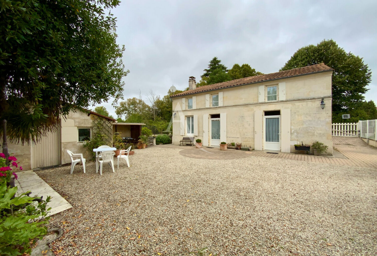 Maison de 118 m2 dans Jonzac — photo 1