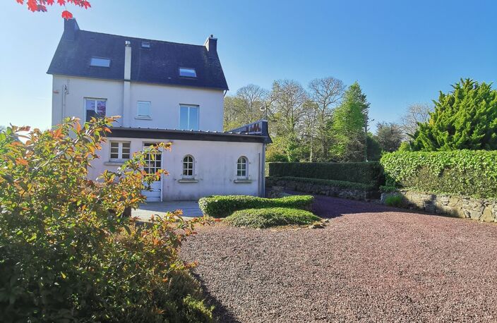 Vente Maison/villa 9 pièces — photo 2