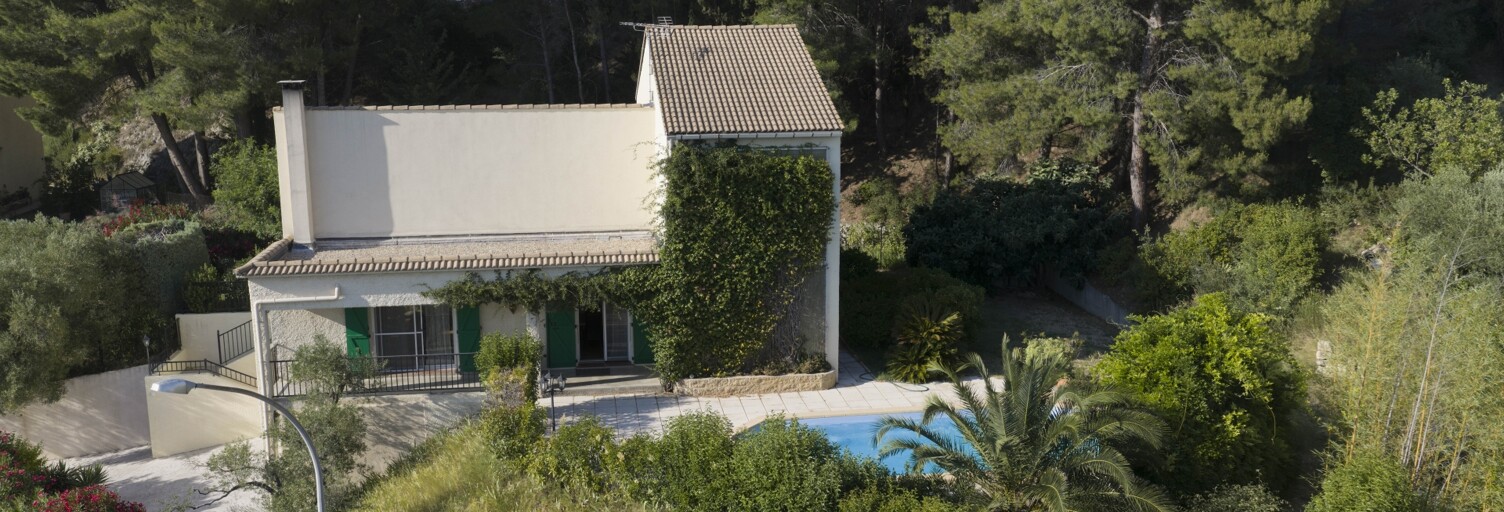 Maison 7 Pièces 151 m² à vendre à Aramon (30390)
